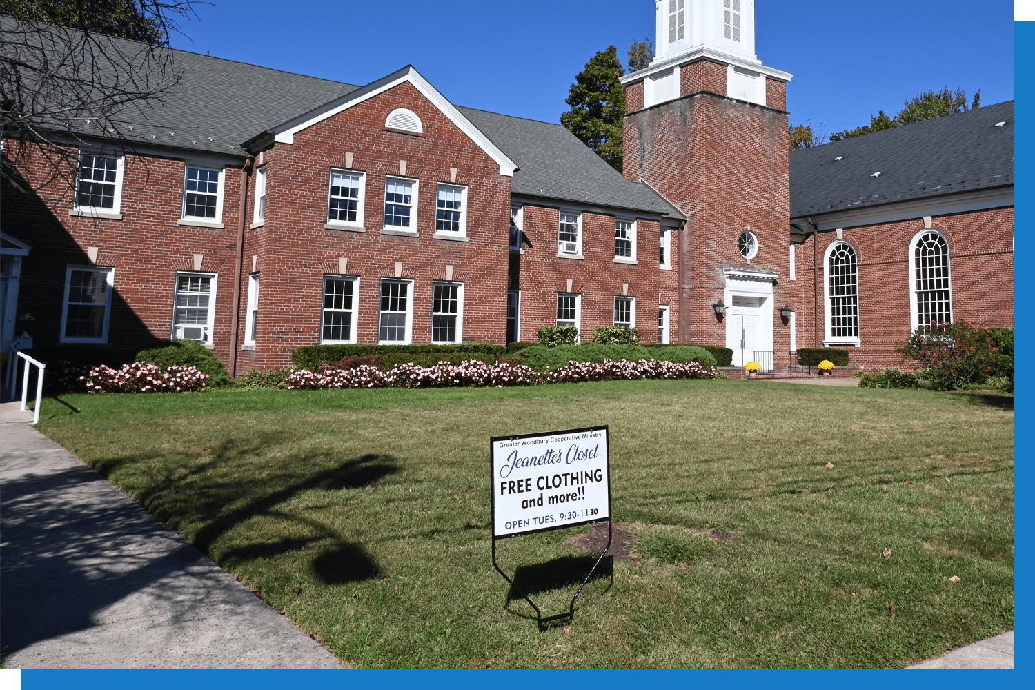 Exterior Sign for Jeanette's Closet in Woodbury, NJ